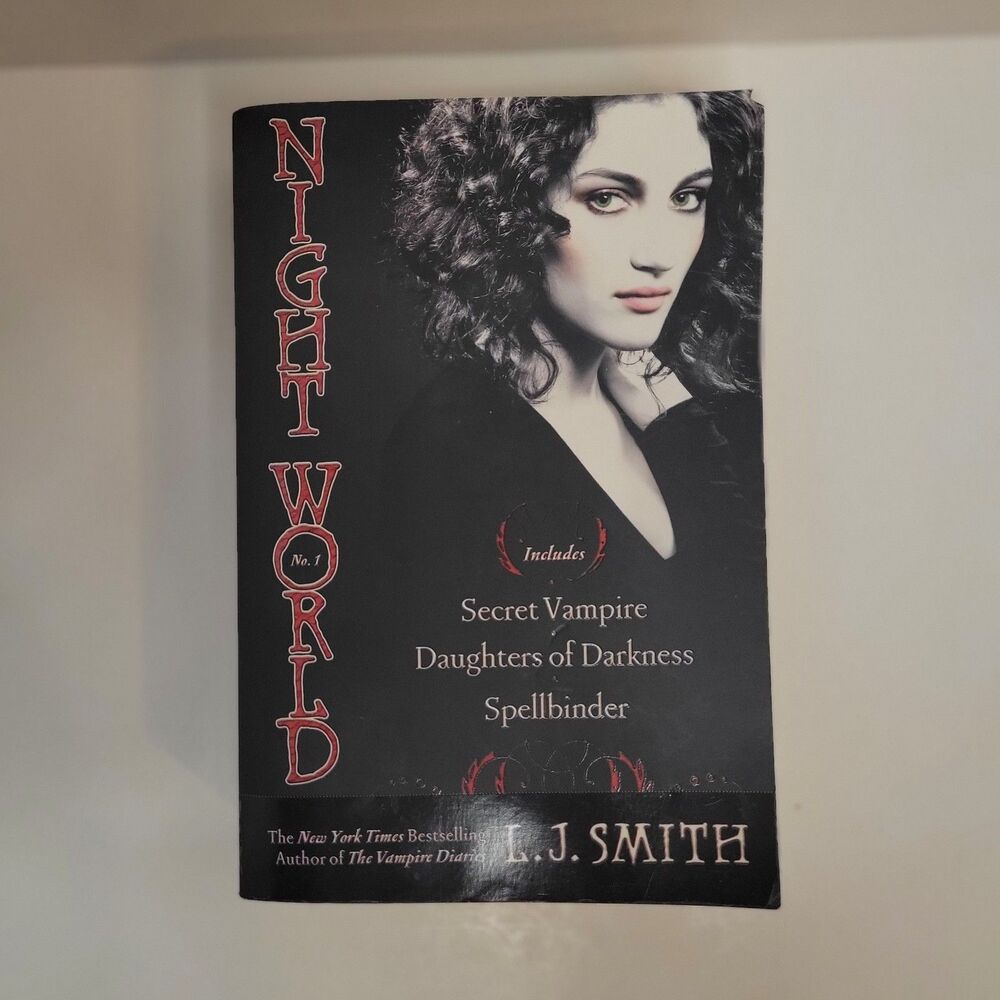 Night World No.‎ 1 : Secret Vampire; Daughters of Darkness; Spellbinder by L. J.